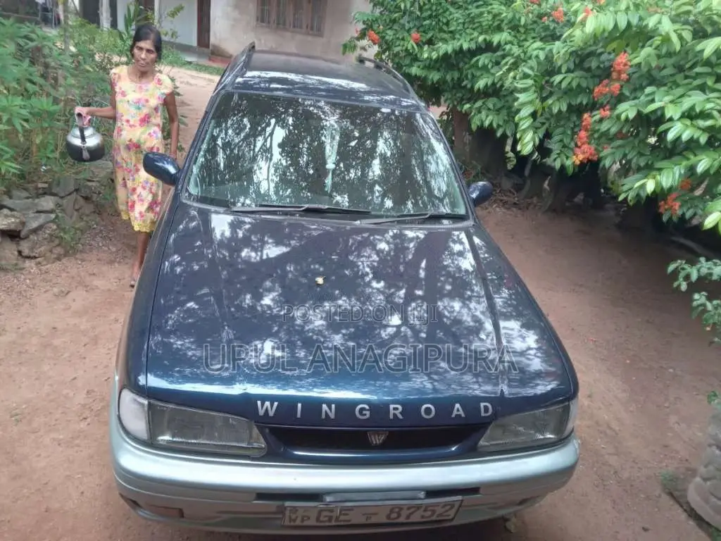 Nissan Wingroad 2001 Car (Used)