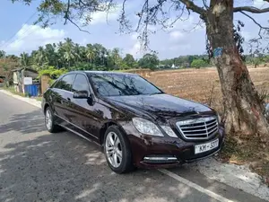 Mercedes-Benz E200 CGI Avantgarde 2010 Car (Used)