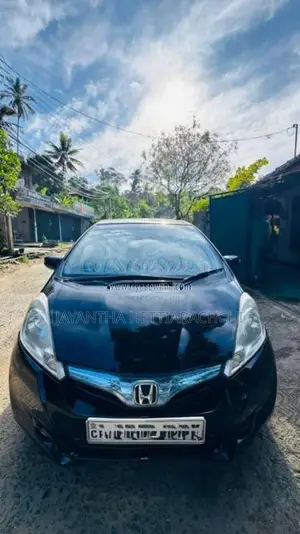 Honda Fit 2011 Car (Used)