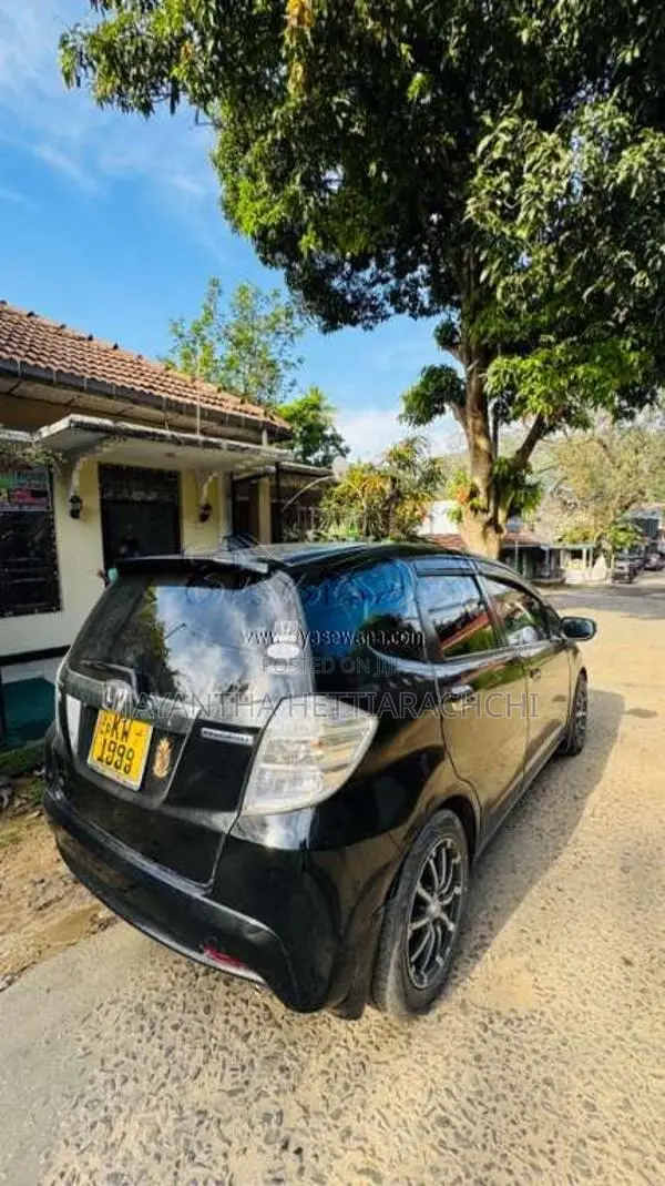 Honda Fit 2011 Car (Used)
