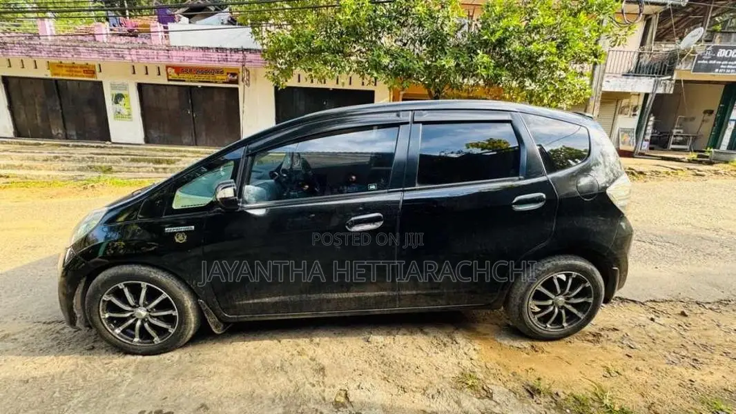 Honda Fit 2011 Car (Used)