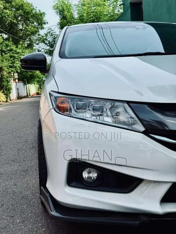 Honda Grace EX 2017 Car (Used)