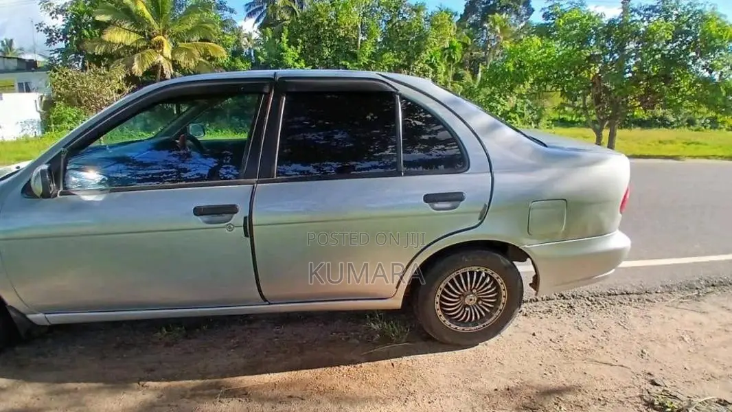 Nissan Pulsar 2000 Car (Used)