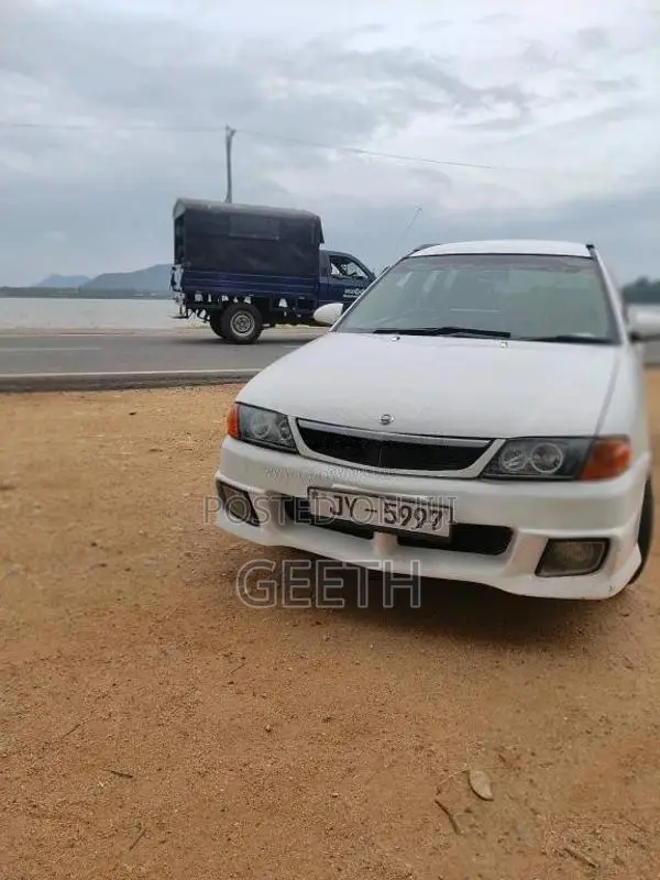 Nissan Y11 2002 Car (Used)
