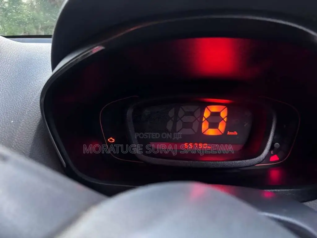 Renault Kwid 2016 Car (Used)