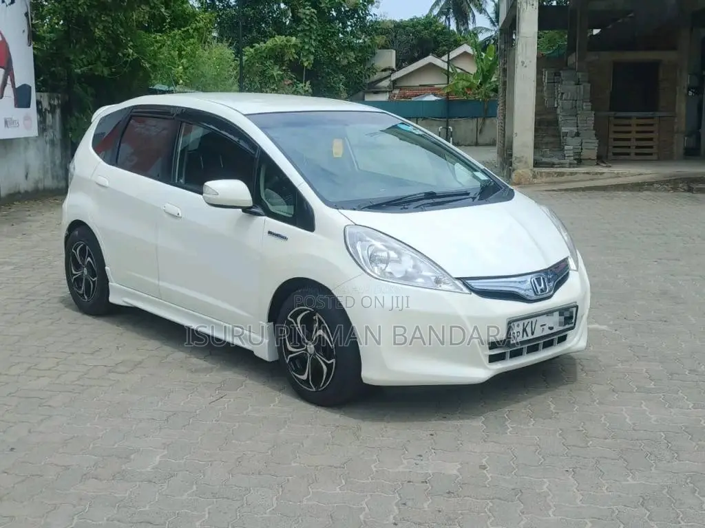 Honda Fit GP1 2011 Car (Used)