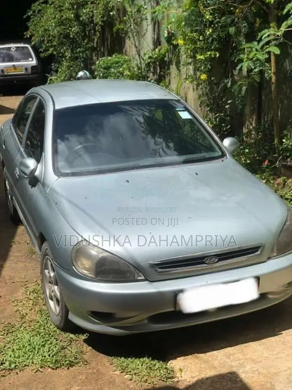 Kia Rio 2000 Car (Used)