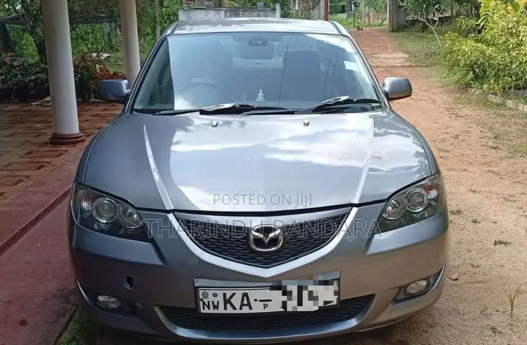 Mazda Axela 2003 Car (Used)