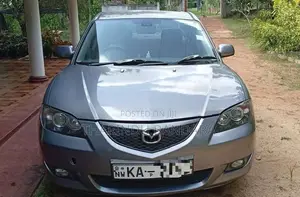 Mazda Axela 2003 Car (Used)