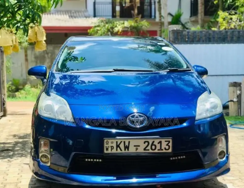 Toyota Prius 2011 Car (Used)