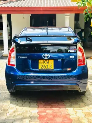 Toyota Prius 2011 Car (Used)