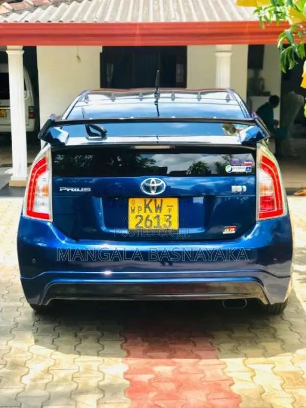 Toyota Prius 2011 Car (Used)