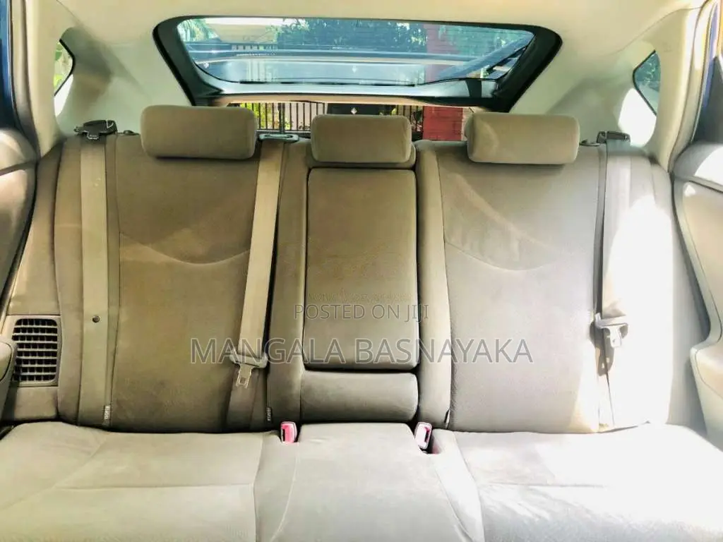 Toyota Prius 2011 Car (Used)
