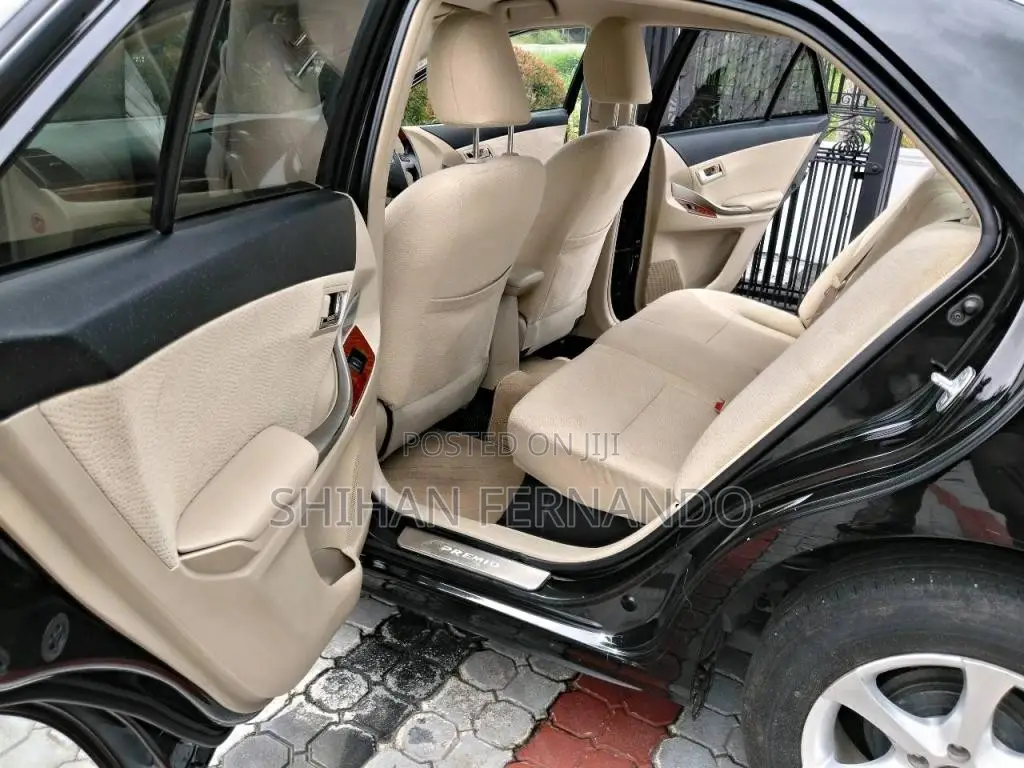 Toyota Premio 2013 Car (Used)
