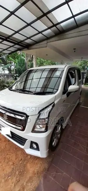Suzuki Wagon R Stingray MH55S 2018 Car (Used)