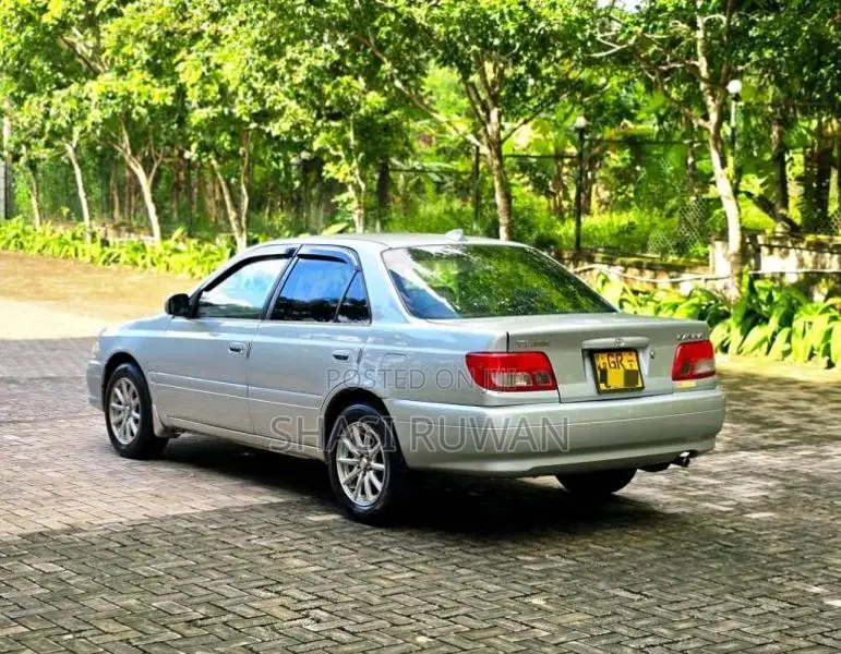 Toyota Carina 2002 Car (Used)