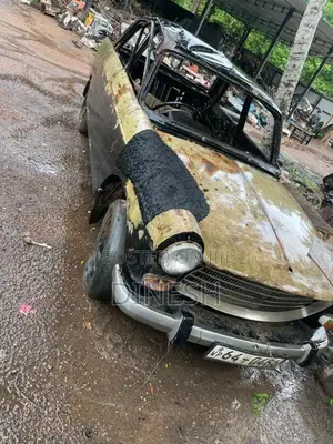 Peugeot 404 1980 Car (Used)