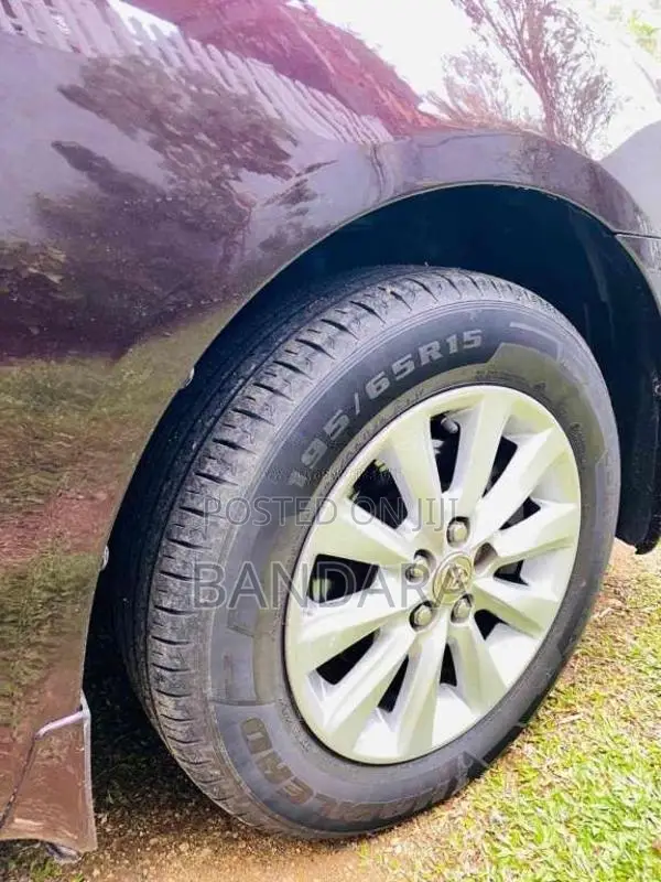 Toyota Premio 2011 Car (Used)