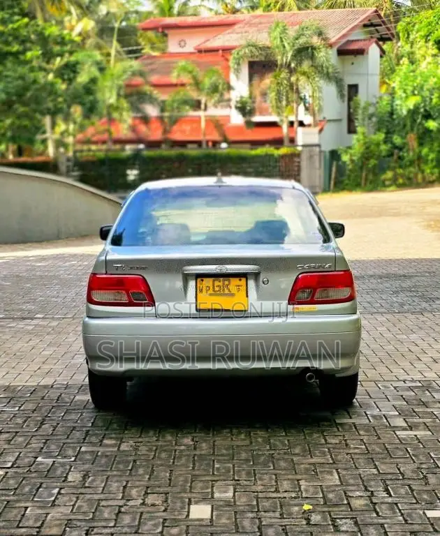 Toyota Carina 2002 Car (Used)