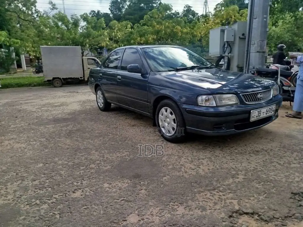 Nissan Sunny FB15 1999 Car (Used)