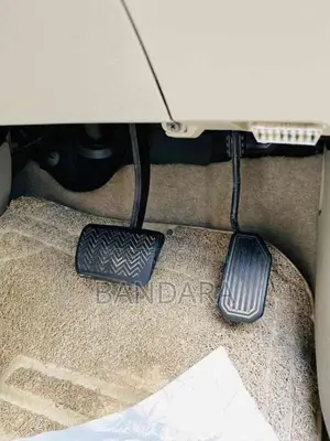 Toyota Premio 2011 Car (Used)