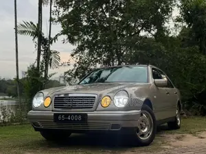 Mercedes-Benz E300 1999 Car (Used)