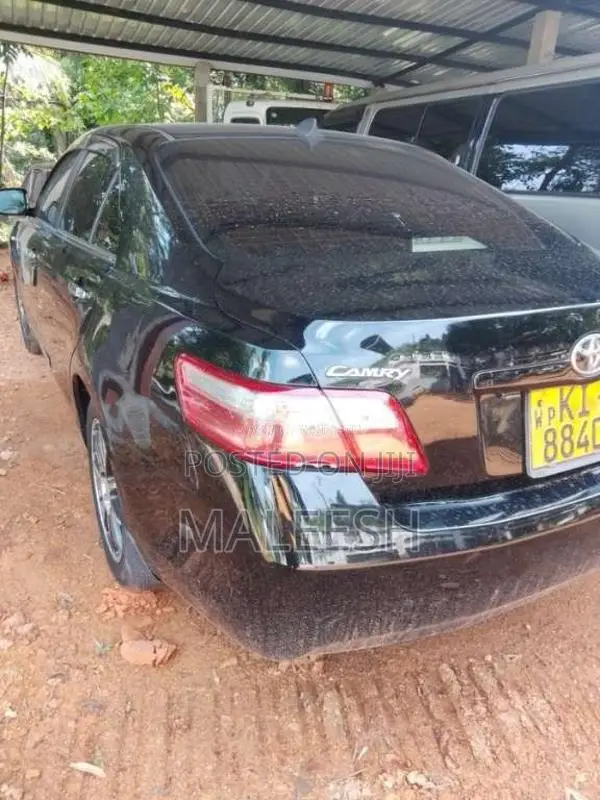 Toyota Camry 2010 Car (Used)