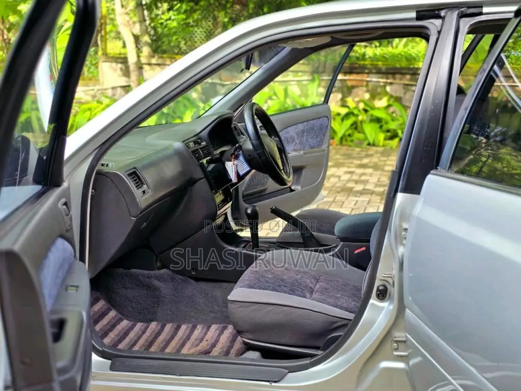 Toyota Carina 2002 Car (Used)