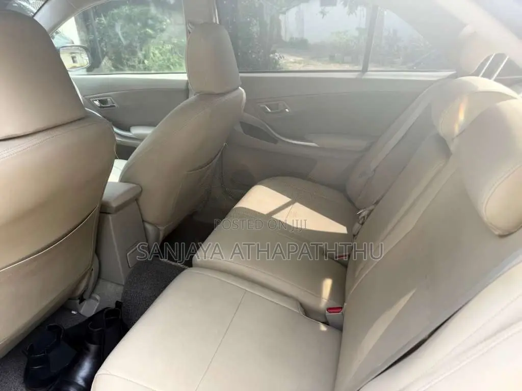 Toyota Premio 2012 Car (Used)