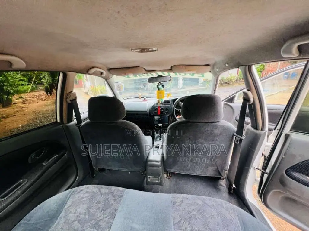 Mitsubishi Lancer 1998 Car (Used)