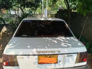 Isuzu Gemini 1988 Car (Used)