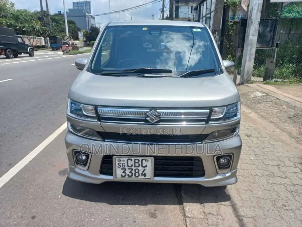 Suzuki Wagon R FZ 2018 Car (Used)