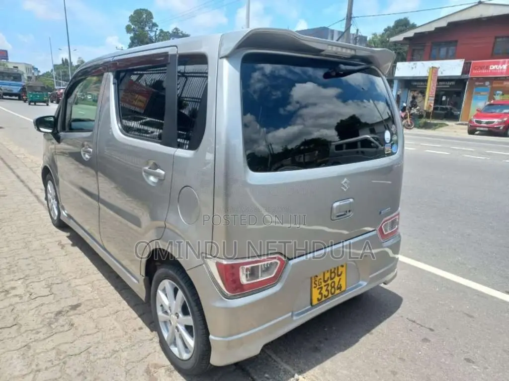 Suzuki Wagon R FZ 2018 Car (Used)