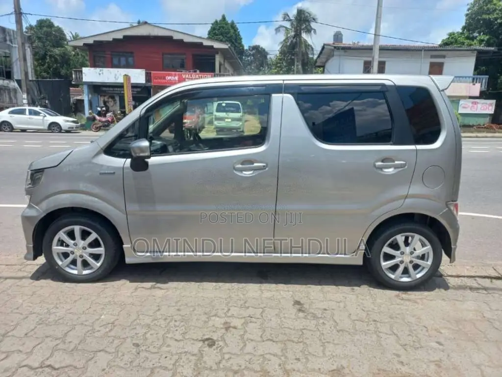 Suzuki Wagon R FZ 2018 Car (Used)