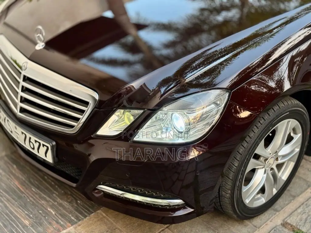 Mercedes-Benz E200 2011 Car (Used)