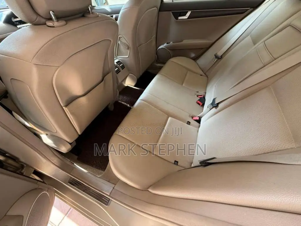 Mercedes-Benz C180 2011 Car (Used)
