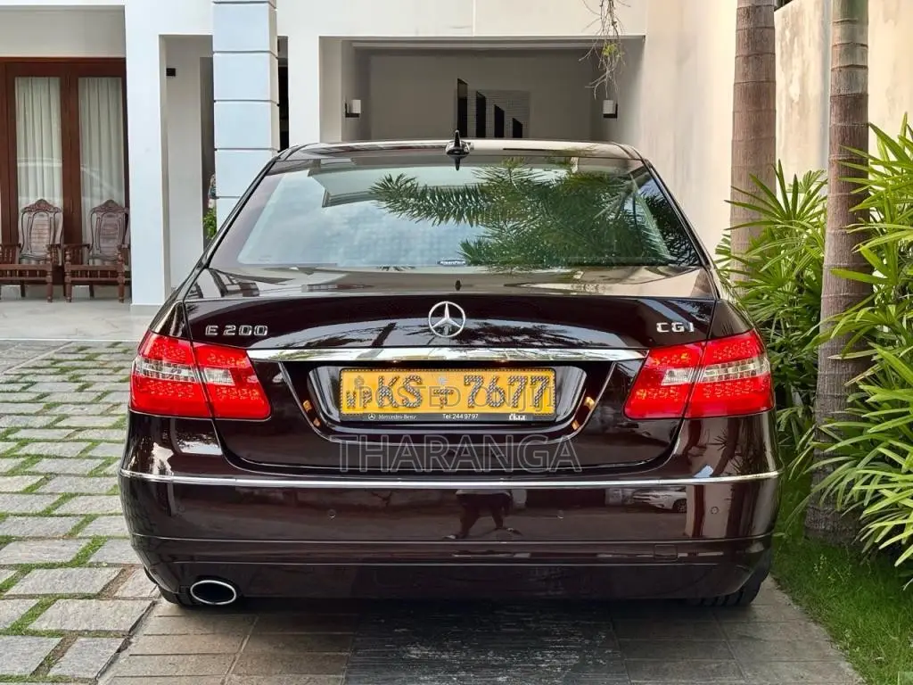 Mercedes-Benz E200 2011 Car (Used)