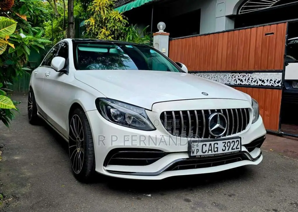 Mercedes-Benz C200 Premium Plus 2015 Car (Used)