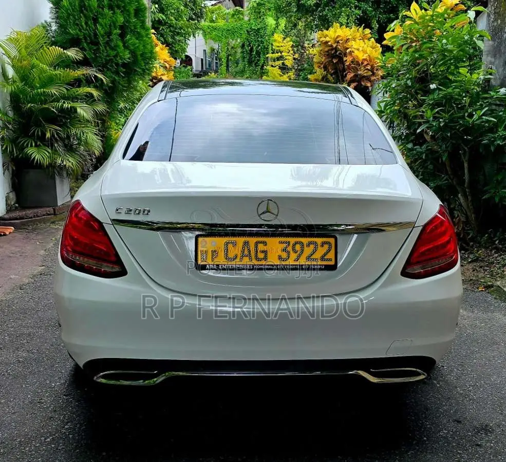 Mercedes-Benz C200 Premium Plus 2015 Car (Used)