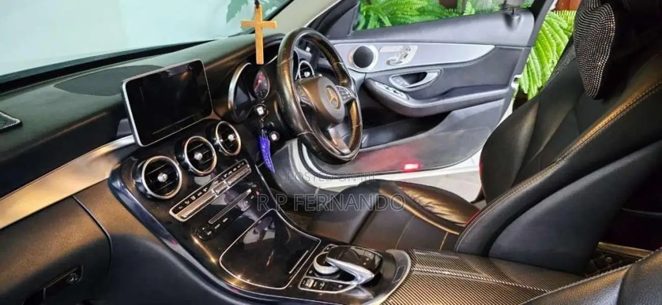 Mercedes-Benz C200 Premium Plus 2015 Car (Used)