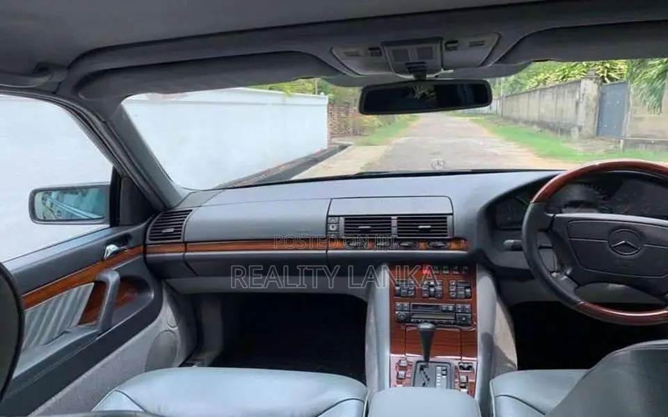 Mercedes-Benz S320 1993 Car (Used)