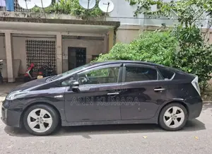 Toyota Prius 2012 Car (Used)