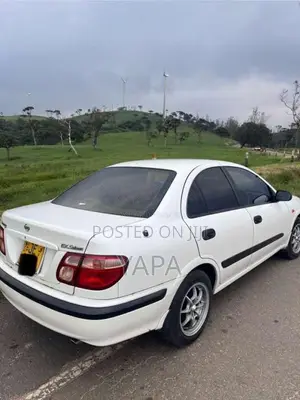 Nissan N16 2001 Car (Used)