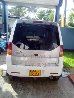 Mitsubishi Toppo 2003 Car (Used)