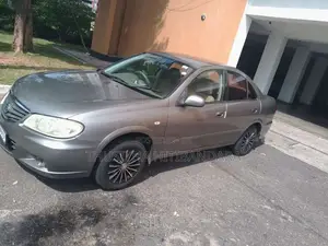 Nissan N16 2011 Car (Used)