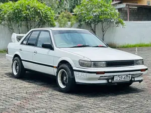 Nissan Bluebird 1990 Car (Used)