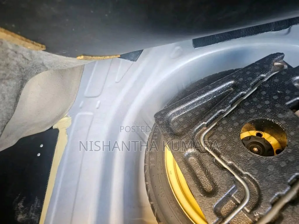 Toyota Premio 2013 Car (Used)