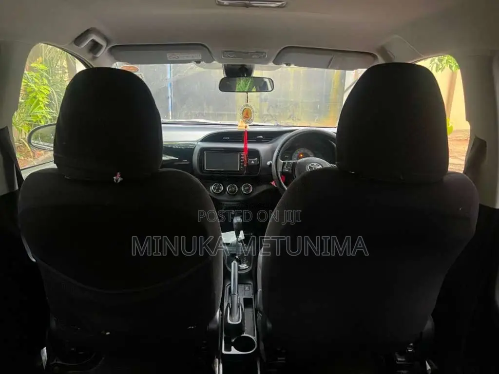 Toyota Vitz 2019 Car (Used)