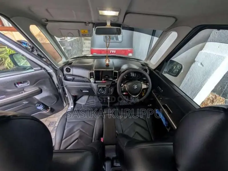 Suzuki Spacia 2017 Car (Used)