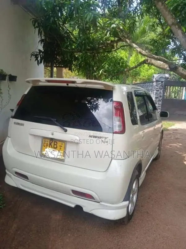 Suzuki Swift 2002 Car (Used)
